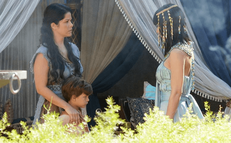 Novela da Record vem sendo exibida sem intervalos (Foto: Divulgação)