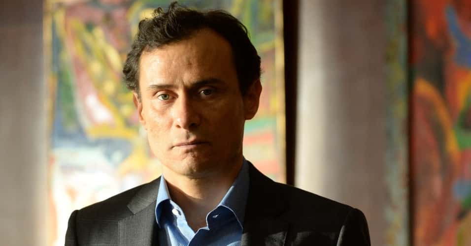 Enrique Diaz será Durval, homem que vira amigo de Thelma após ela descobrir que irá morrer de um aneurisma inoperável (Foto: Reprodução)