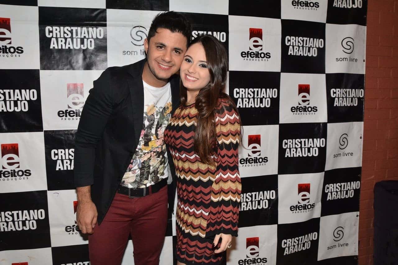 Allana Moraes (namorada) e Cristiano Araújo morreram em acidente de carro (Foto: Divulgação)