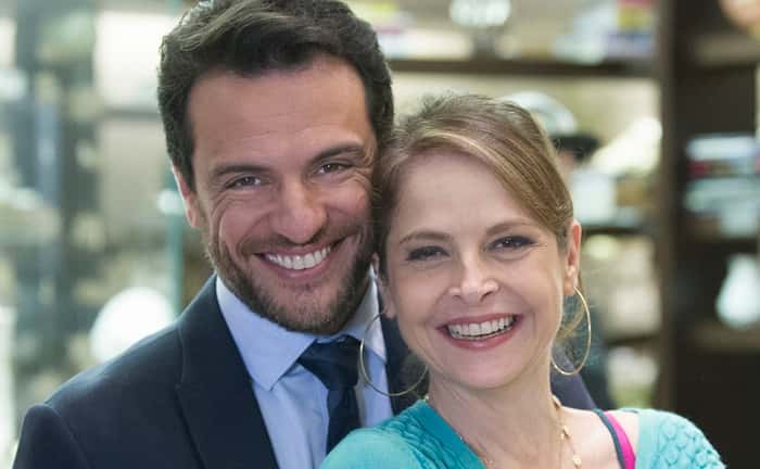 Rodrigo Lombardi e Drica Moraes são Alex e Carolina em "Verdades Secretas" (Foto: Globo/Caiuá Franco)