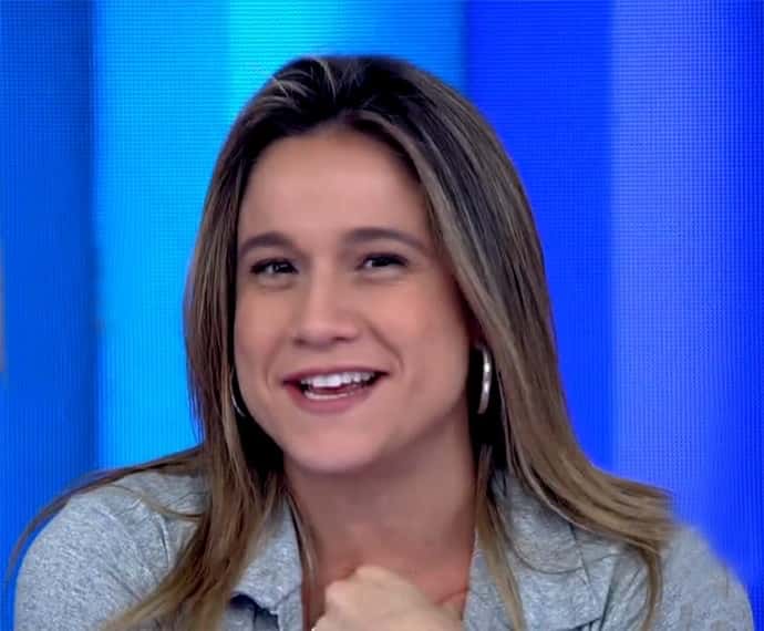 Fernanda Gentil brinca e apresenta o Vídeo Show (Foto: Vídeo Show / Gshow)