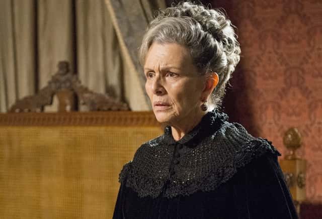 Vitória (Irene Ravache) (Foto: Globo/João Miguel Júnior)