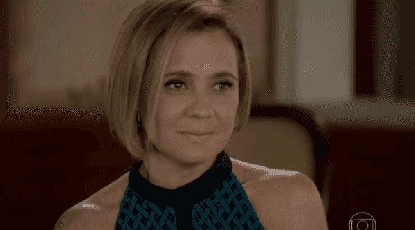 Adriana Esteves e Inês em "Babilônia" (Foto: Reprodução/Globo)
