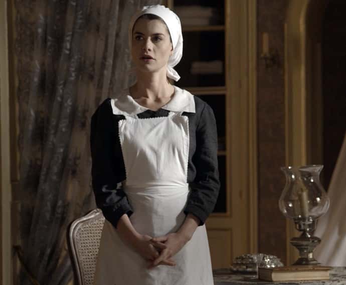 Lívia fica triste ao saber da data de casamento de Felipe e Melissa (Foto: TV Globo)