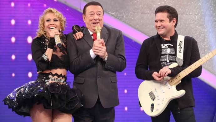 Raul Gil e Banda Calypso (Foto: Rodrigo Belentani)