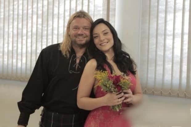 Rhenata Schmidt e Richard Rasmussen. (Foto: Reprodução)