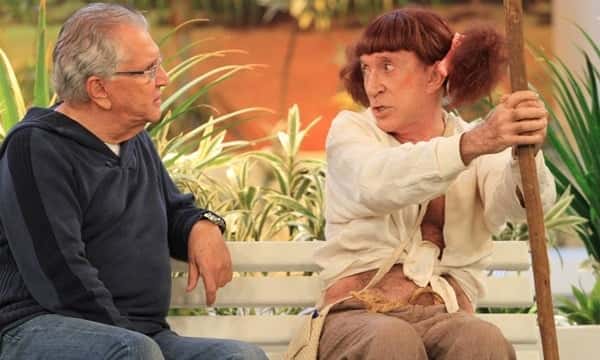Moacyr Franco com Carlos Alberto de Nóbrega em A Praça é Nossa (Foto: Divulgação/SBT)