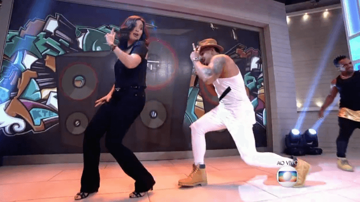 Fátima Bernardes dançou novo funk (Foto: Reprodução)