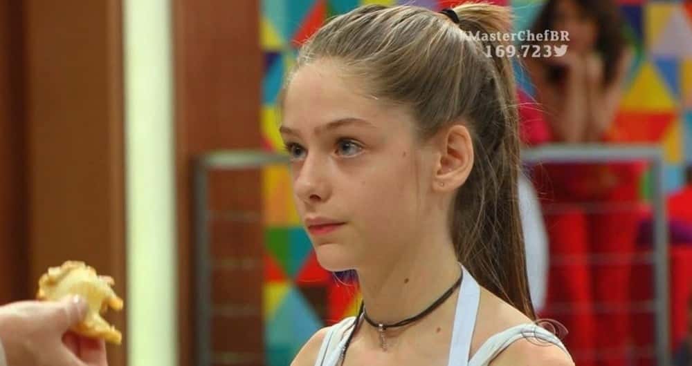 Valentina foi alvo de comentários pedófilos nas redes sociais. (Foto: Reprodução/Band)