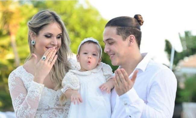 Wesley ao lado da família (Foto: Divulgação)