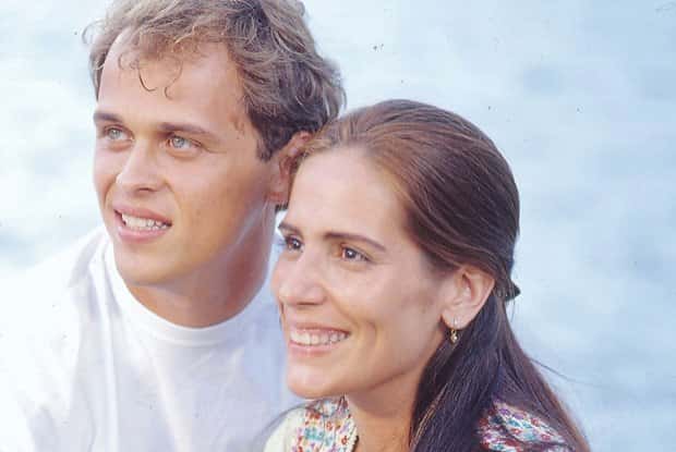 Guilherme Fontes e Gloria Pires em Mulheres de Areia (Foto: Reprodução / Globo)