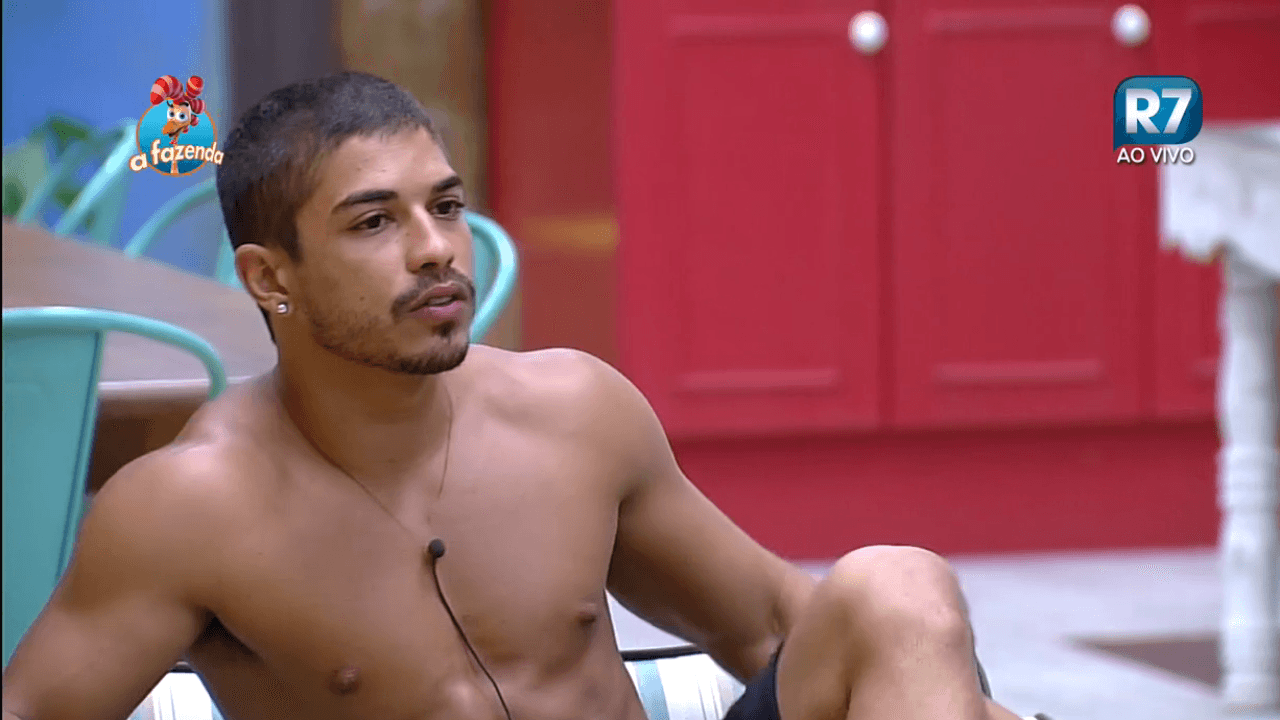 Douglas Sampaio em "A Fazenda" (Foto: Divulgação)