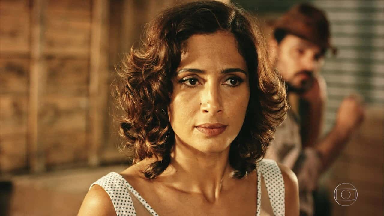 Maria Tereza (Camila Pitanga) em cena de "Velho Chico" (Foto: Reprodução/Globo)