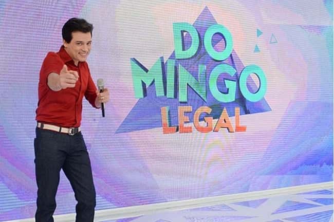 Celso Portiolli comanda o "Domingo Legal". (Foto: Divulgação)