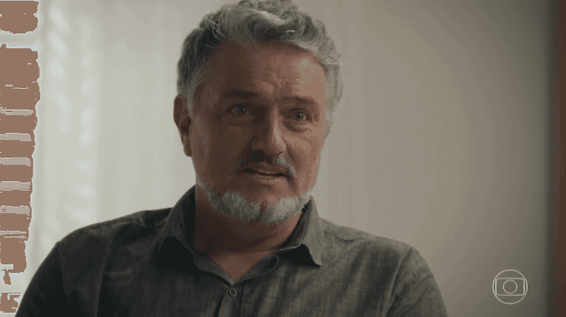 Guido (Werner Schünemann) em cena de "Haja Coração" (Foto: Reprodução/Globo)