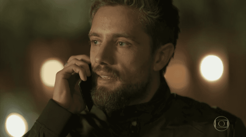 Cesar (Rafael Cardoso) em cena de "Sol Nascente" (Foto: Reprodução/Globo)
