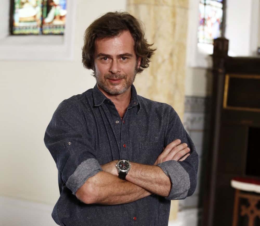 João Vitti entra em 'Sol Nascente' como o Padre Julião (Foto: Artur Meninea / Gshow)