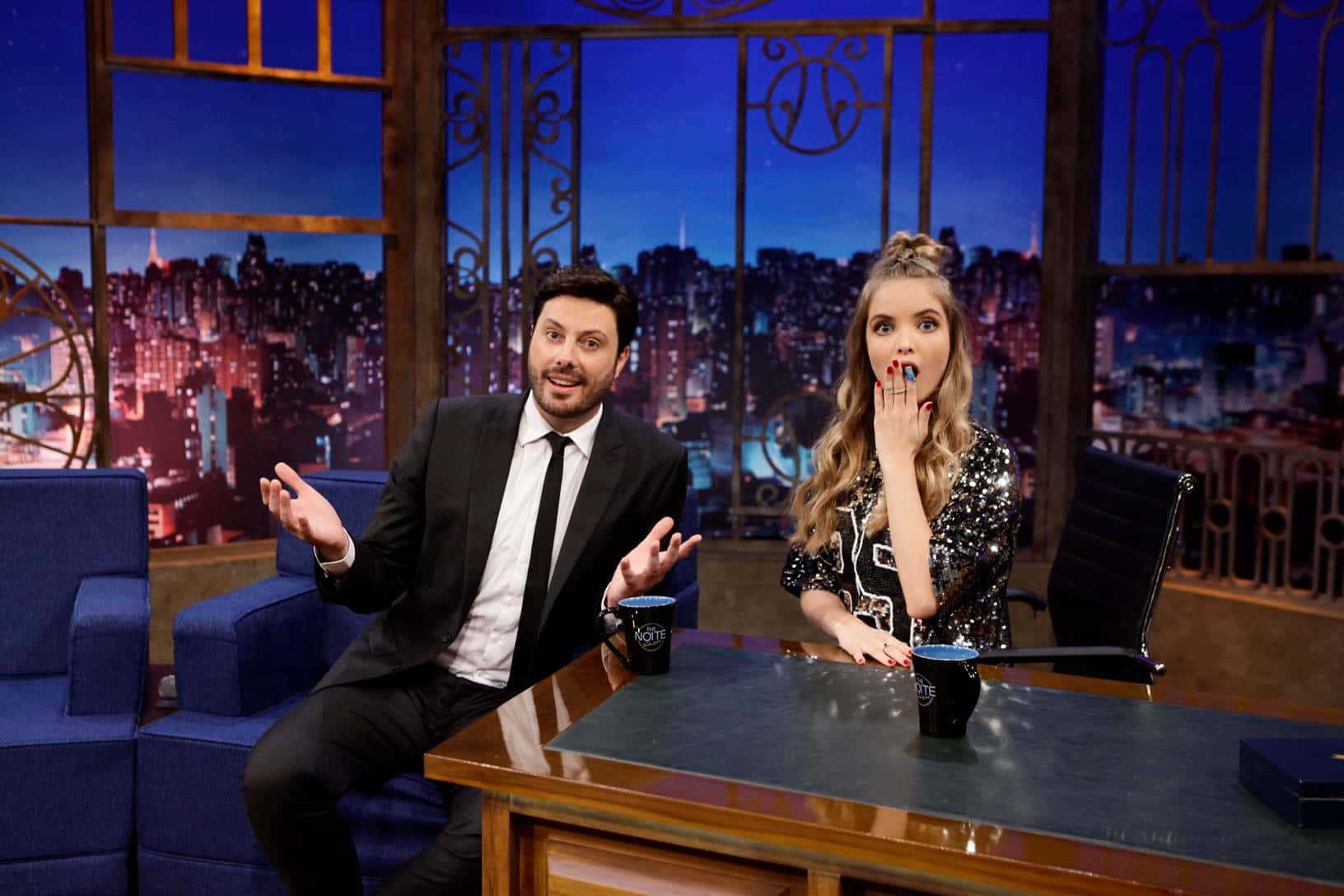 Giovanna Chaves no "'The Noite" (Cédito: Eve Schwarz/SBT)