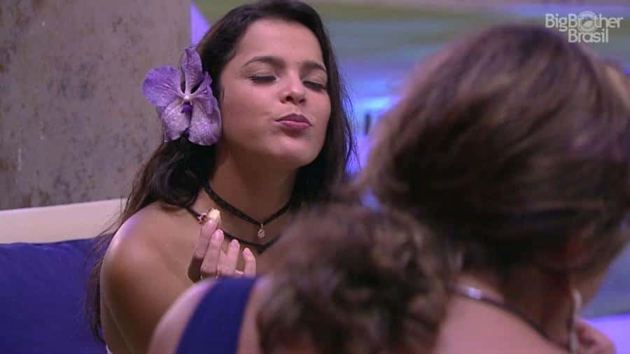 Emilly está na grande final (Foto: Reprodução)