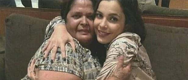 Emilly encontra aposentada. (Foto: Reprodução/Instagram)