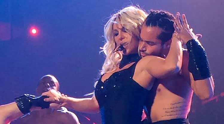 Britney Spears e Mikey Pesante (Foto: Divulgação)