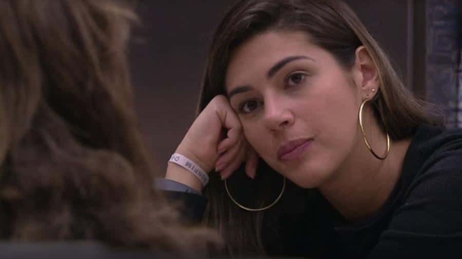 Vivian não é amiga de Emilly (Foto: Divulgação)