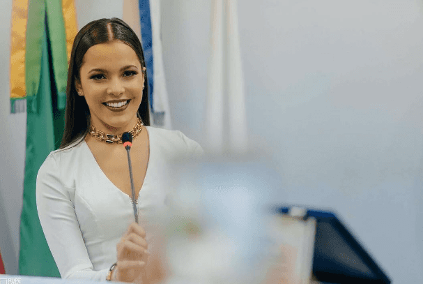 Emilly Araújo (Foto: Reprodução)