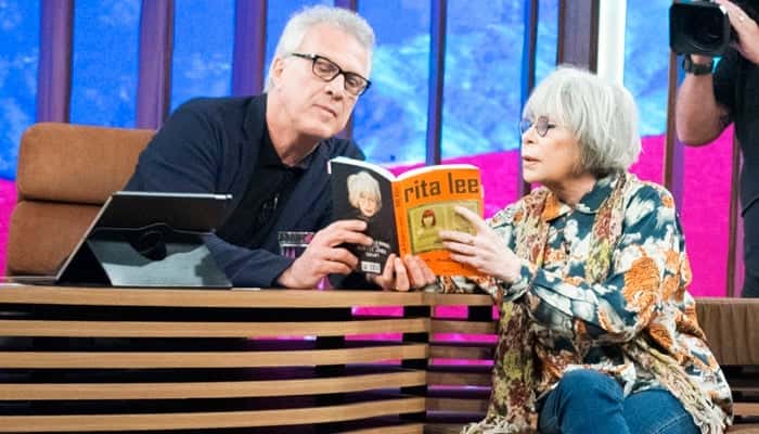 Pedro Bial e Rita Lee no "Conversa com Bial" (Foto: Globo/Guilherme Samora)