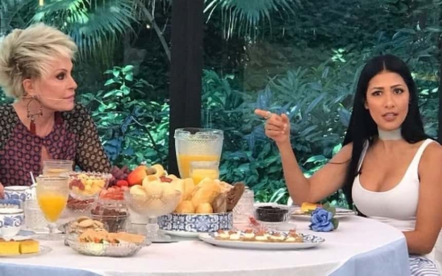Ana Maria troca nome de dupla sertaneja (Foto: Reprodução)