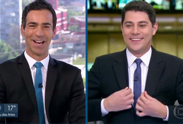 César Tralli e Evaristo Costa se divertiram ao perceberem que estavam com roupas parecidas (Foto: Reprodução)