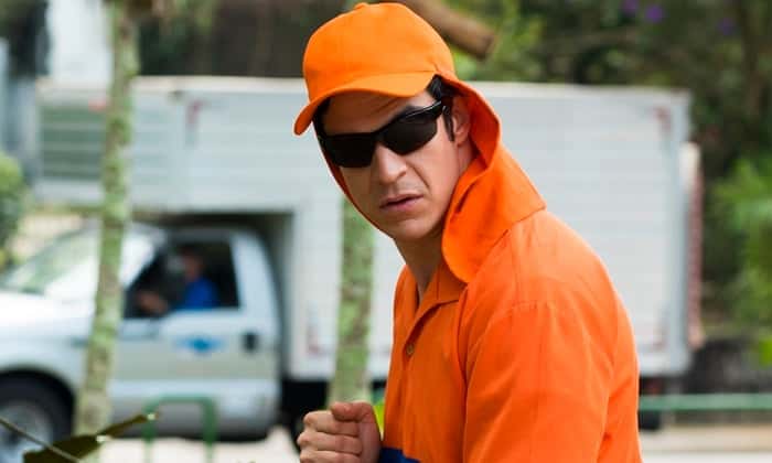 Eric (Mateus Solano) em cena de "Pega Pega" (Foto: Globo/Cesar Alves)