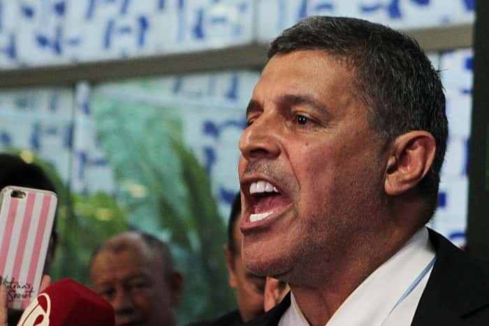 56277540_brasil_-_brasilia_-_bsb_-_pa_-_13-04-2016_pa_o_ator_alexandre_frota_declara_apoio_ao_presi-e1495919848362