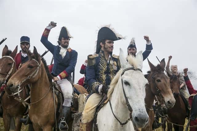 Dom Pedro (Caio Castro) em cena que declara a independência do Brasil (Foto: Globo/Rafael Campos)