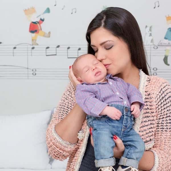 Thais Fersoza e o filho (Foto: Reprodução)