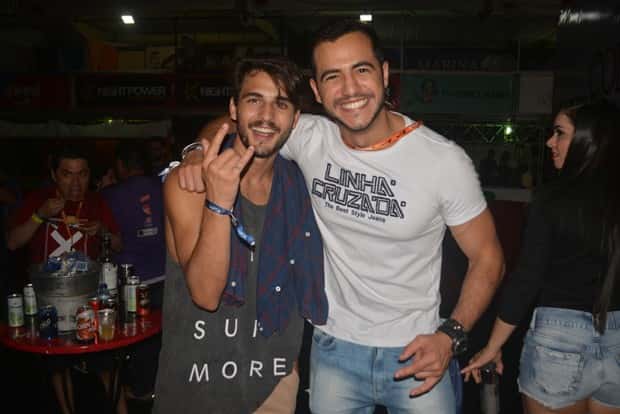 Ex-BBB Matheus e Breno Leonne (Foto: Fred Pontes/Balada In)
