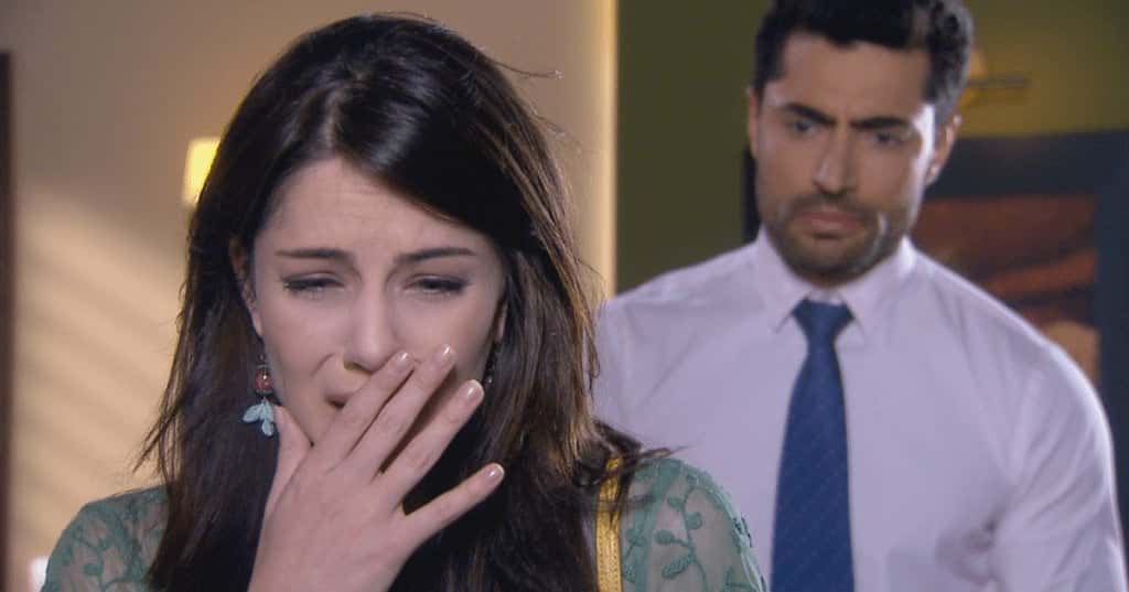 Chegou ao fim o namoro de Cecília e Gustavo em "Carinha de Anjo" (Foto: João Raposo/SBT)