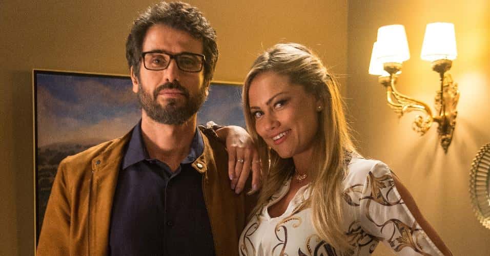 Samuel e Suzy em cena de O Outro Lado do Paraíso (Foto: Divulgação/Globo)