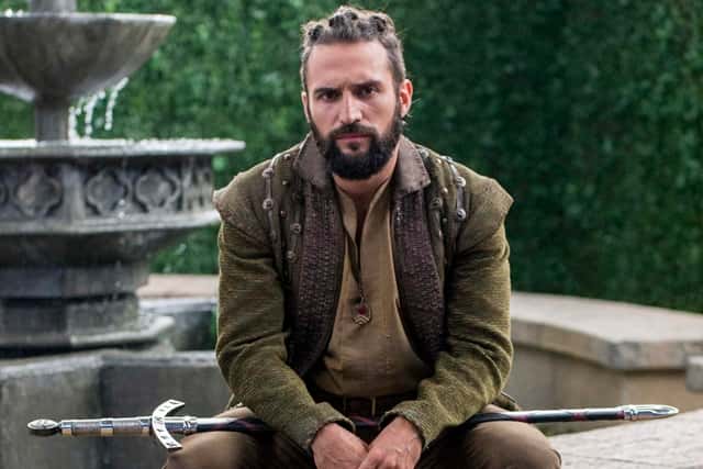 José Fidalgo (Constantino) na novela das sete Deus Salve o Rei (Foto: Globo/Marília Cabral)