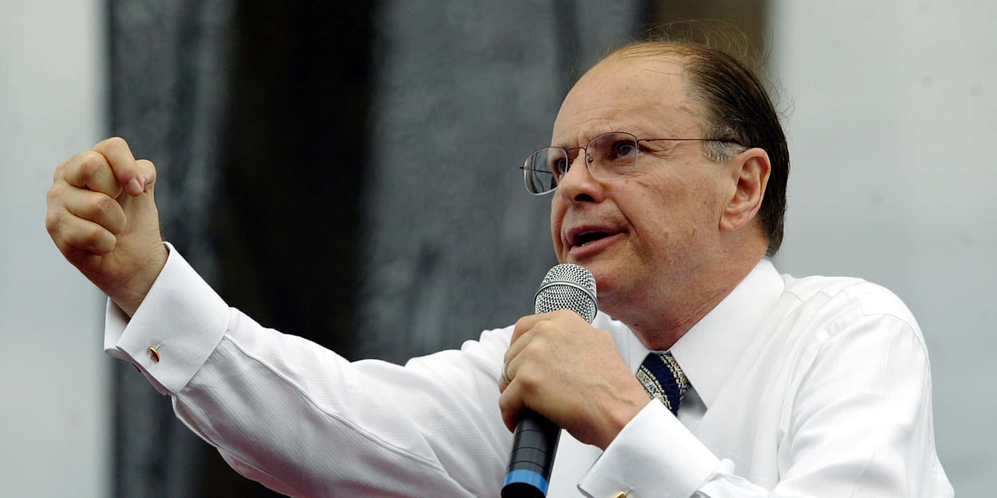 O bispo Edir Macedo comanda um culto da Igreja Universal do Reino de Deus. (Foto: Patrícia Santos)