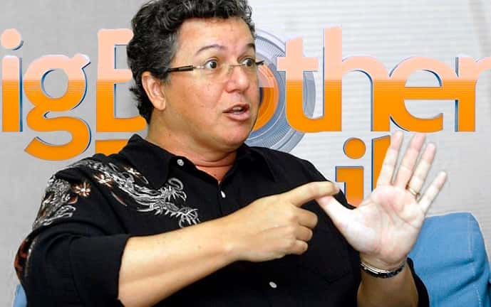 Boninho dirige o BBB 18 (Foto: Reprodução/Montagem/TV Foco)