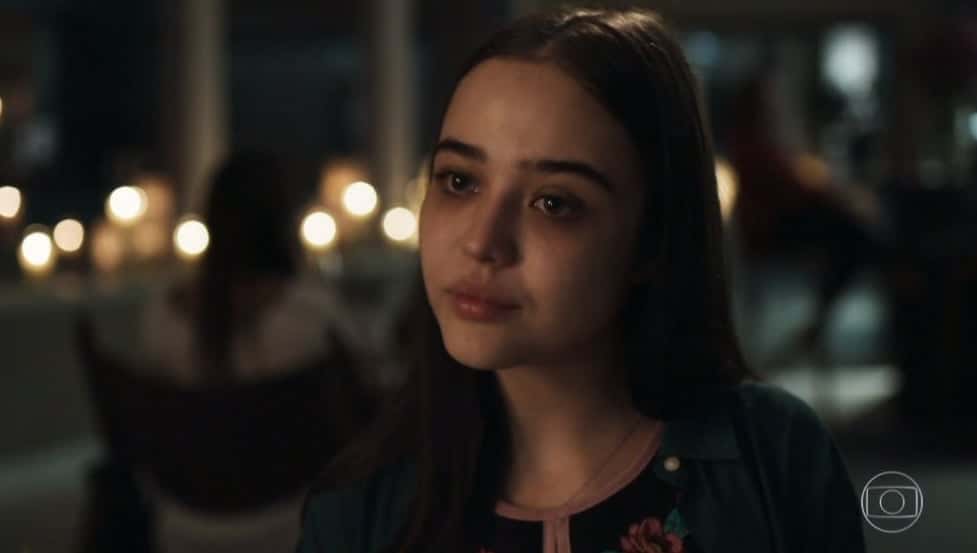 Laura vai chorar muito no dia do casamento na novela O Outro Lado do Paraíso. (Foto: Reprodução/Globo)