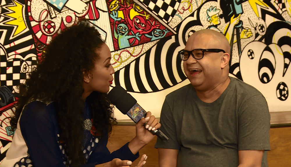 O humorista Welder Rodrigues em entrevista (Foto: TV Gobo)