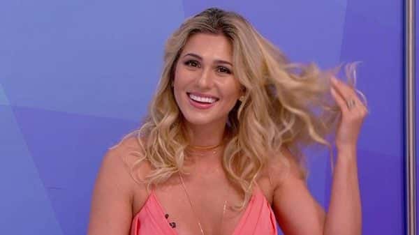 A apresentadora Lìvia Andrade. (Foto: Reprodução/SBT)