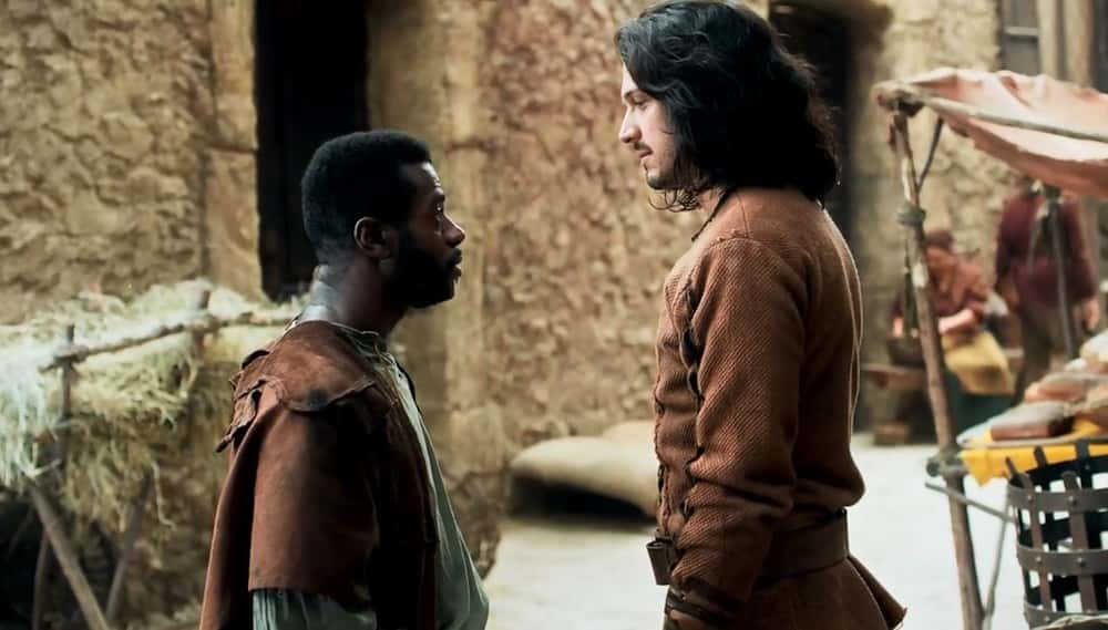 Afonso ficará desconfiado em Deus Salve o Rei. (Foto: Reprodução/TV Globo)
