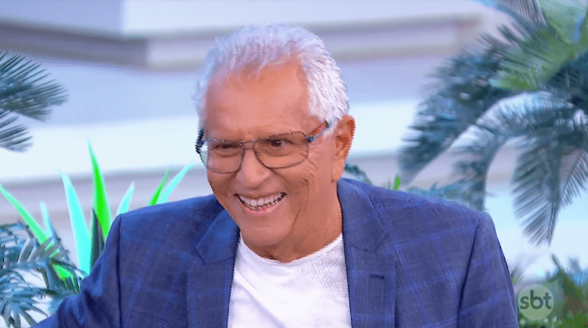 O apresentador Carlos Alberto de Nóbrega é cotado para apresentar programa infantil no SBT. (Foto: Reprodução/SBT)