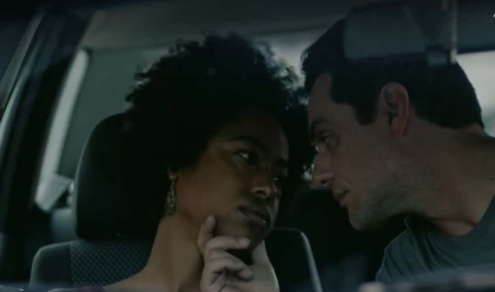 A atriz Marina Nunes em cena de Carcereiros (Foto: TV Globo)