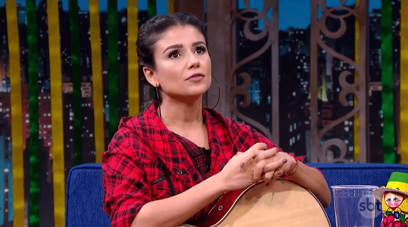 A cantora Paula Fernandes. (Foto: Reprodução/SBT)