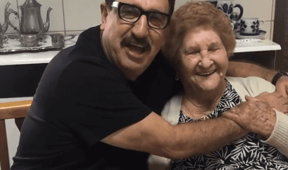Ratinho e sua mãe. (Foto: Reprodução)