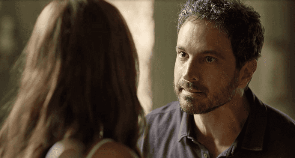 Edgar confronta Rochelle (Foto: Reprodução)