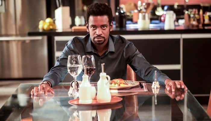 Roberval (Fabricio Boliveira) em cena de Segundo Sol (Foto: Globo/João Miguel Júnior)